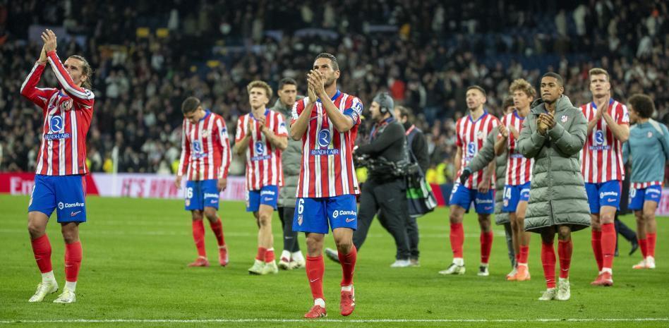 3-2！石川祐希9分+二连胜 詹内利绝杀 尼科洛夫21分难救主（3-2逆转！石川祐希砍9分助两连胜，詹内利绝杀，尼科洛夫21分难挽败局）