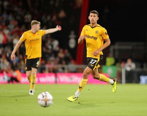 马杜埃凯：阿森纳能够赢得欧冠和英超，我们目前的状态非常好（马杜埃凯：阿森纳有实力问鼎英超与欧冠，球队状态正佳）