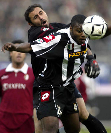 孙颖莎状态下滑有原因！主管教练不护短，讲出她为何还没拿大满贯（孙颖莎状态波动并非无因！主管教练开诚布公：她为何仍与大满贯无缘）