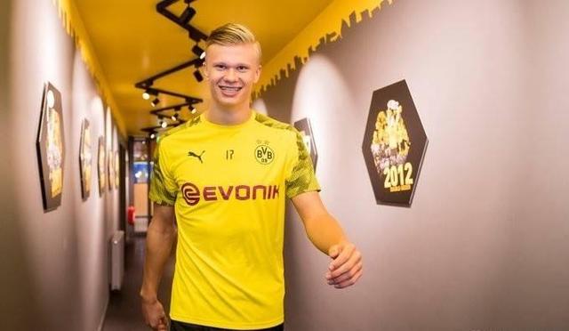 欧冠积分榜分析：小组晋级形势紧张,（欧冠形势解读：各组出线竞争白热化）