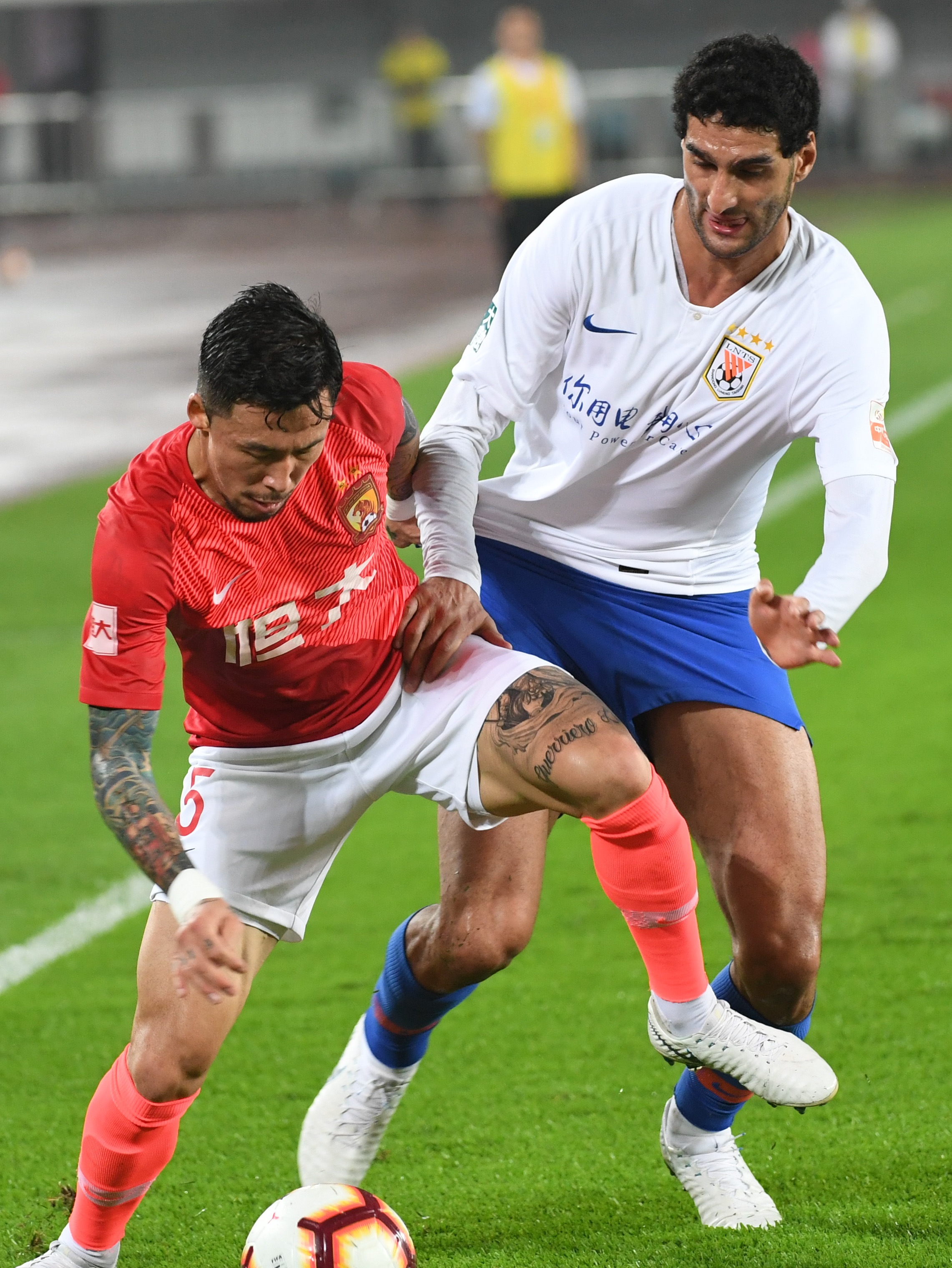 克罗斯谈皇马现状：不要总谈过去，我不需要别人说我想你（克罗斯谈皇马近况：别总谈过去，我不需要别人说想我）